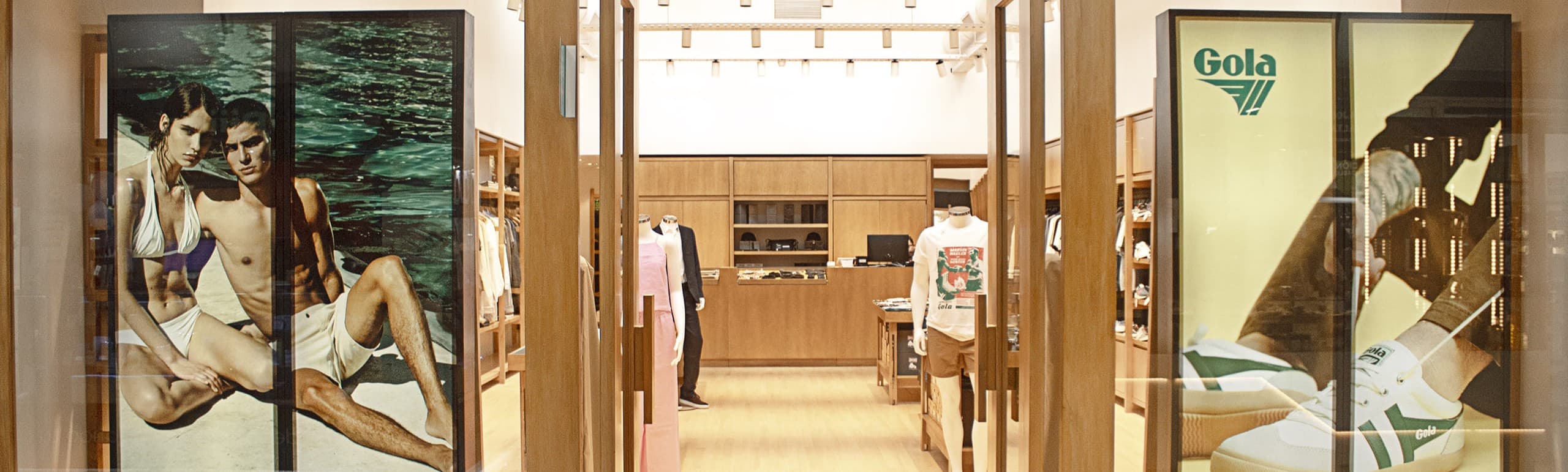 Gola | Etiqueta Negra fondo